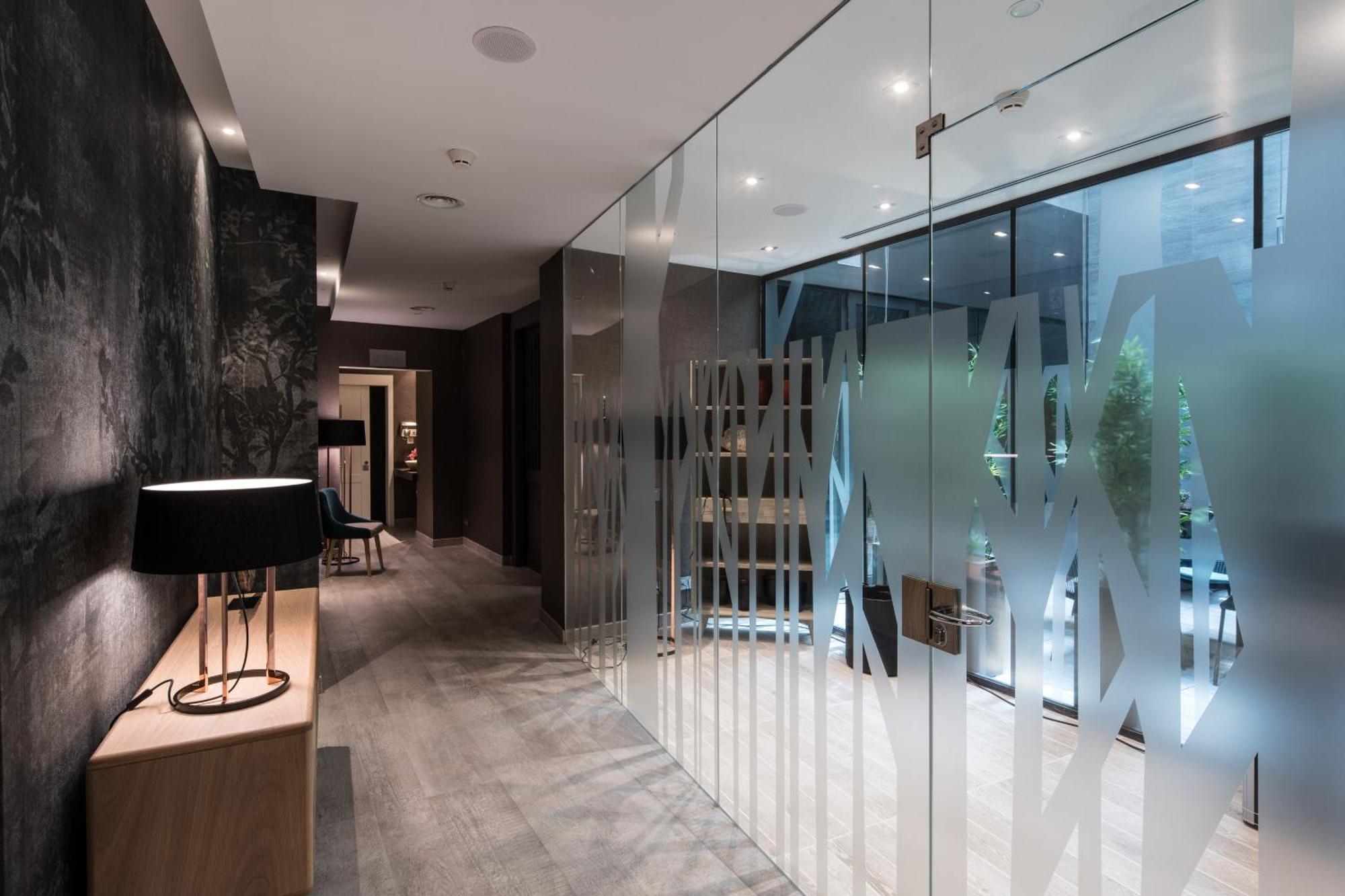 กาตาโลเนีย มักดาเลเนส โฮเทล Hotel บาร์เซโลนา ภายนอก รูปภาพ