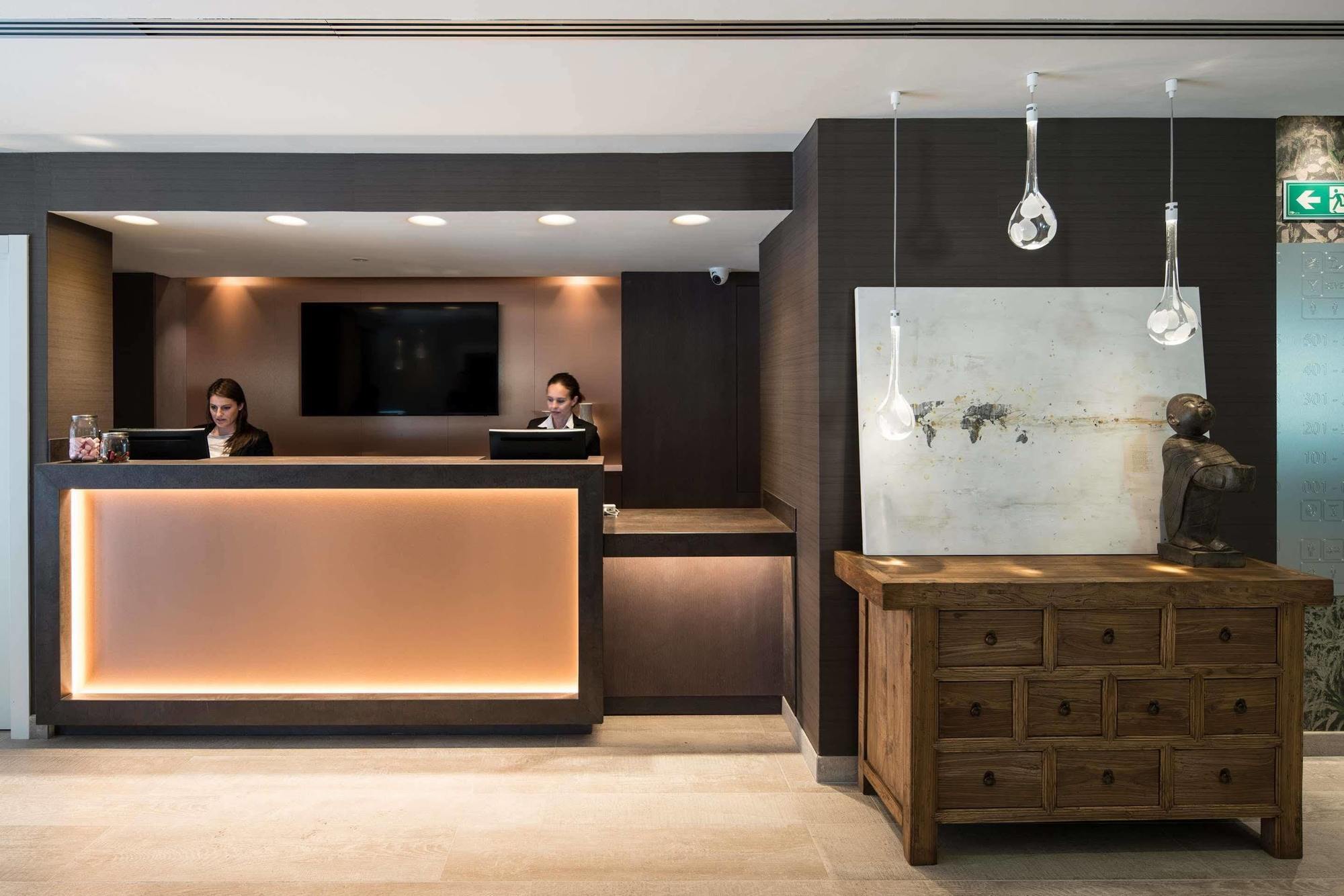 กาตาโลเนีย มักดาเลเนส โฮเทล Hotel บาร์เซโลนา ภายนอก รูปภาพ